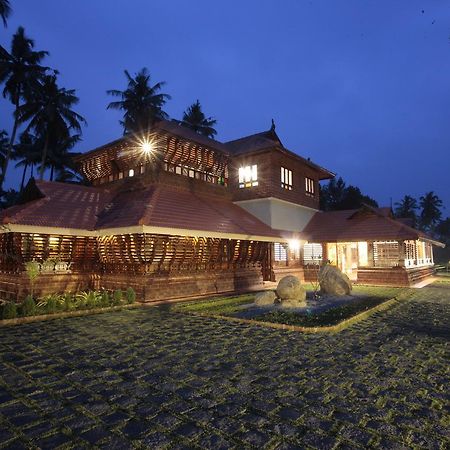 Neelambari Resorts Urakam Exterior foto
